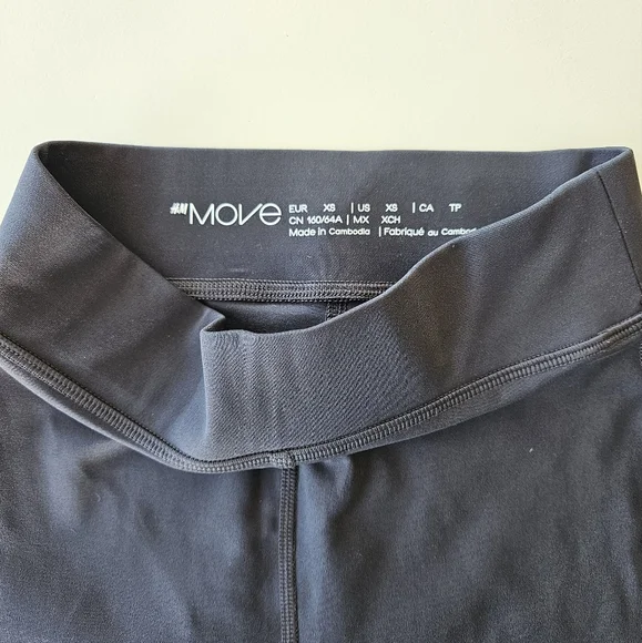 H&M Move Flare Pants - Picture 6 of 6